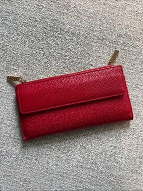 Dopp Red Pebbled Leather Zip Wallet